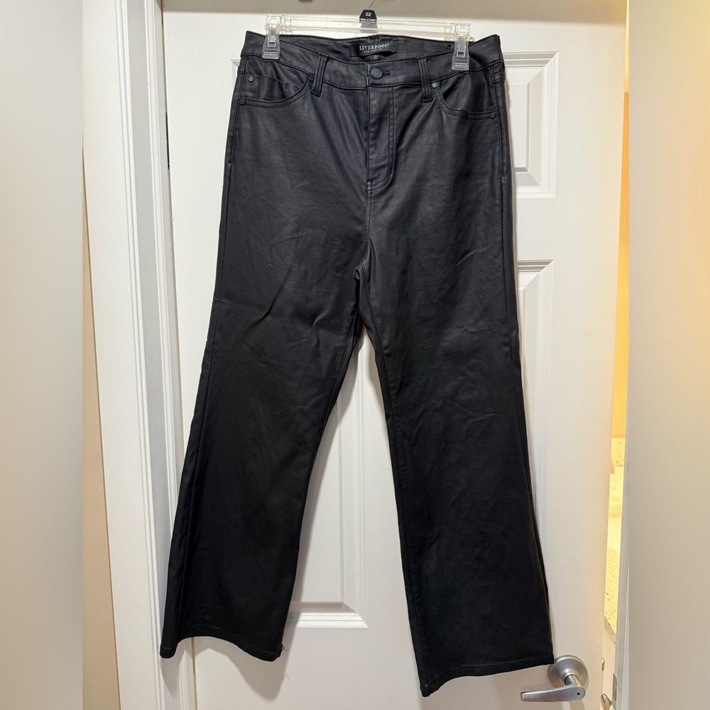 Liverpool Los Angeles Hannah Crop Flare Coated Black Denim